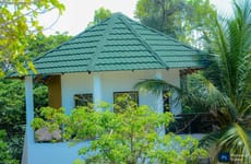 Restaurant et hébergement au campement les baobabs Casamance