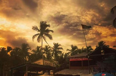 Kame surf camp & school / sunset beach bar Assinie