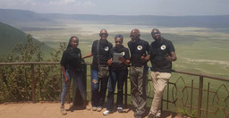 2-days-tanzania-safari-to-lake-manyara-ngorongoro-crater-cHP5r.jpg 3