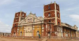 a-la-decouverte-de-la-porto-novo-ancien-centre-administratif-colonial-djSpjA7vN5.jpeg 1
