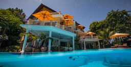 afrochic-diani-beach-2.jpg 2