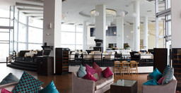 akemi-restauraunt-1.jpg 1