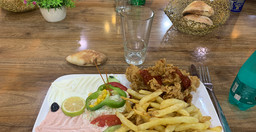 arabesque-restaurant-1.jpg 2