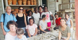 atelier-de-poterie-a-grand-bassam-GHXUGFIJPr.jpeg 3