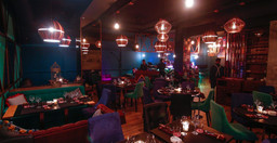 bazaar-8a0R3.jpg 1