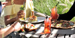 bazzart-lounge-pu0YAvaaUn.jpg 3