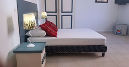 chez-fatima-herve-6gbZSknSFE.jpg 1