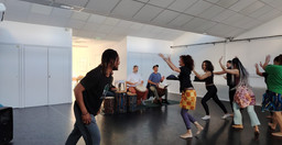 cours-de-danse-africaine-danse-moderne-bVOxU.jpg 1