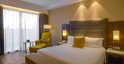 crowne-plaza-nairobi-2.jpg 2