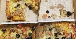 debonairs-pizza-2.jpg 2