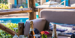 dolphin-suites-3.jpg 3