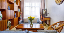 eastland_hotel-GrTJb.jpg 3