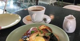 freedom-cafe-2.jpg 2