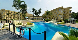 golf-hotel-Jq2JUSdo38.jpg 3