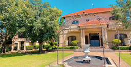 guest-house-waterkloof-2.jpg 2