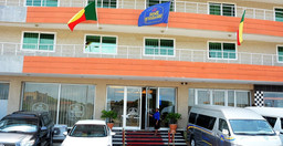 hotel-best-western-mZide.jpg 1