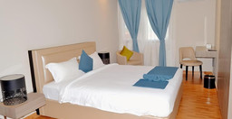 hotel-du-mont-korhogo-gTCcH.jpg 1