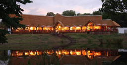 hotel-indaba-2K2DB.jpg 3
