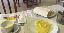 hotel-iris-1.jpg 2