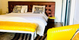 hotel-la-licorne-3.jpg 3