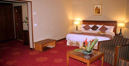hotel-lamitie-PKj5b24GBg.jpg 1