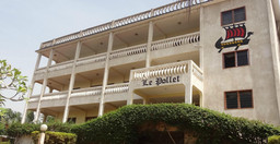 hotel-le-pollet-TzJfa.jpg 3