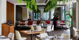 hotel-newmark-DC1DV.jpg 2