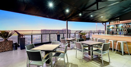 hotel-parktonian-all-suite-1.jpg 1