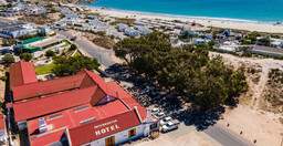 hotel-paternoster-family-trust-XVMta.jpg 2