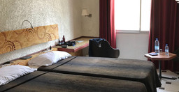 hotel-savana-0Z7WJlKyXX.jpg 1