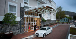 hotel-the-commodore-3.jpg 3