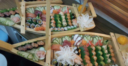 kanpai-sushi-3.jpg 3