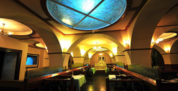 khyber-pass-restaurant-2.jpg 2