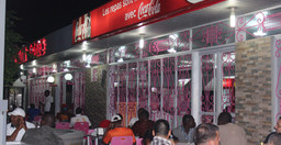 le-cafe-in-2.jpg 2