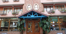 le-chalet-des-roses-3.jpg 3