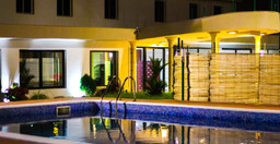 le-golden-hotel-H783M4HOrx.jpg 3