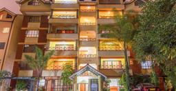leon-villas-guest-house-1.jpg 1