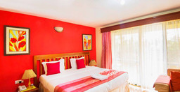 leon-villas-guest-house-3.jpg 3