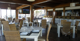 les-blancs-restaurant-bar-lounge-9McLQoj4D5.jpg 2