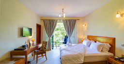 lotos-inn-suites-2.jpg 2