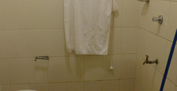 lulus-guest-house-2.jpg 2