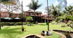 mukutan-garden-cafe-at-fairview-hotel-3.jpg 3