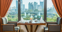 nairobi-serena-hotel-2.jpg 2