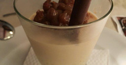 nikkis-house-restaurant-1.jpg 2