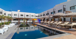 onomo-hotel-dakar-x5XqwYuV8G.jpg 1