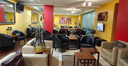 pall-lounge.jpg 1