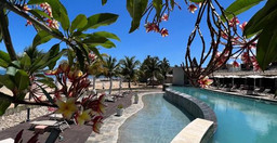 palm-beach-resort-spa-qcsv5.jpg 2