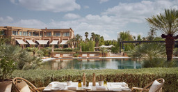pool-garden-1.jpg 1