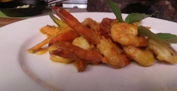 restaurant-305-karafuu-1.jpg 1