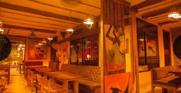 restaurant-305-karafuu-3.jpg 3